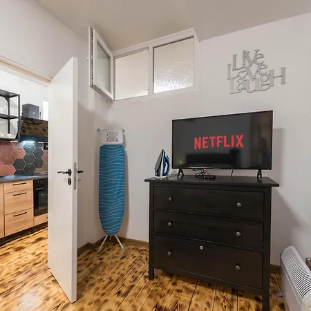 Sea Peace With Free Parking Apartament *